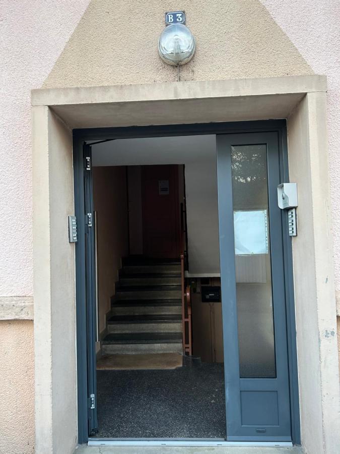 Home Lyla Ντιζόν Εξωτερικό φωτογραφία