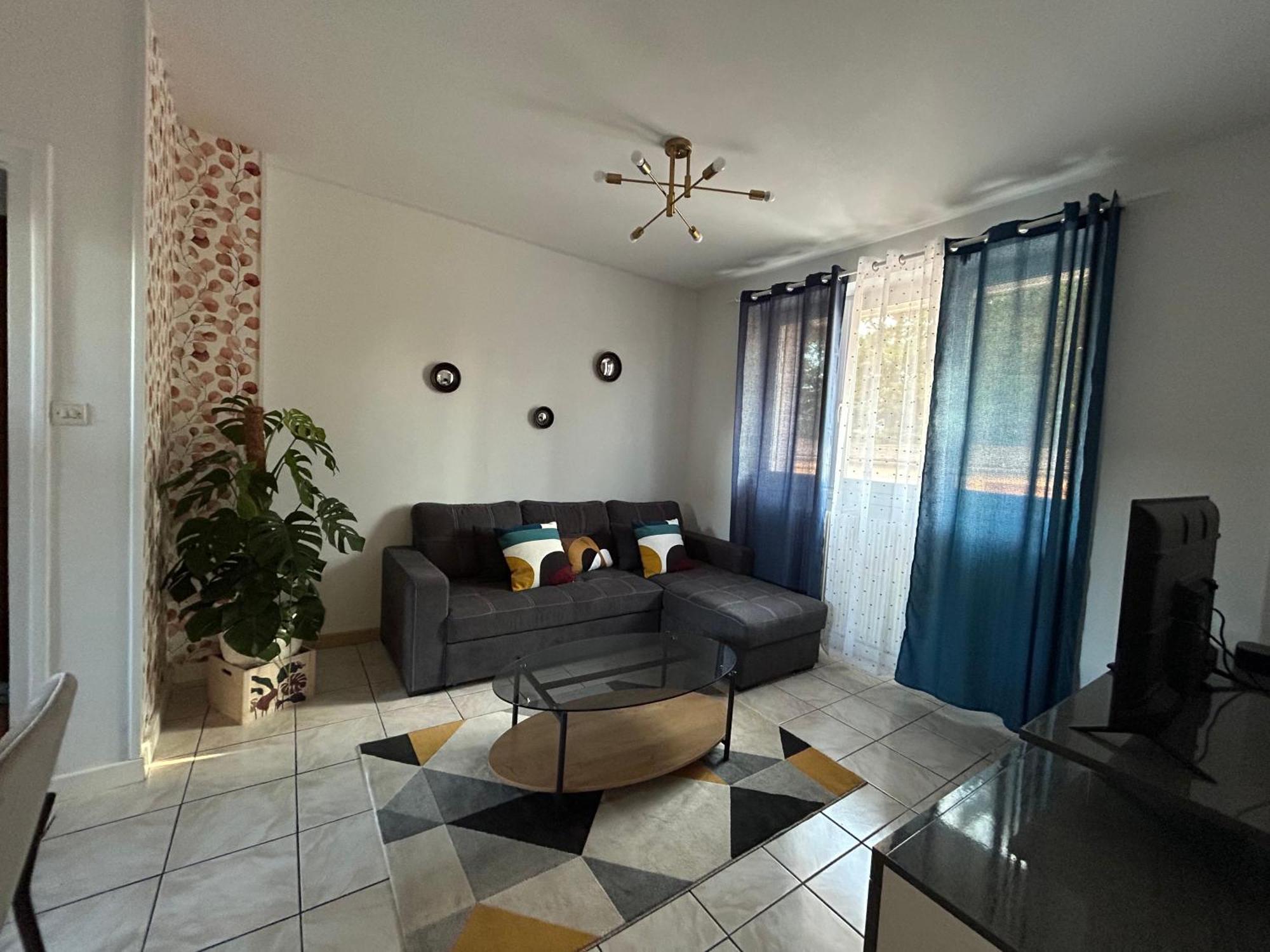 Home Lyla Ντιζόν Εξωτερικό φωτογραφία